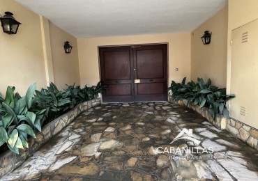 Casa de 4 Dormitorios con jardin y pileta en el Centro de Salta